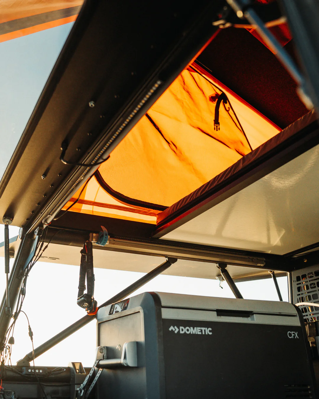 V2 MAX Camper - Image 7